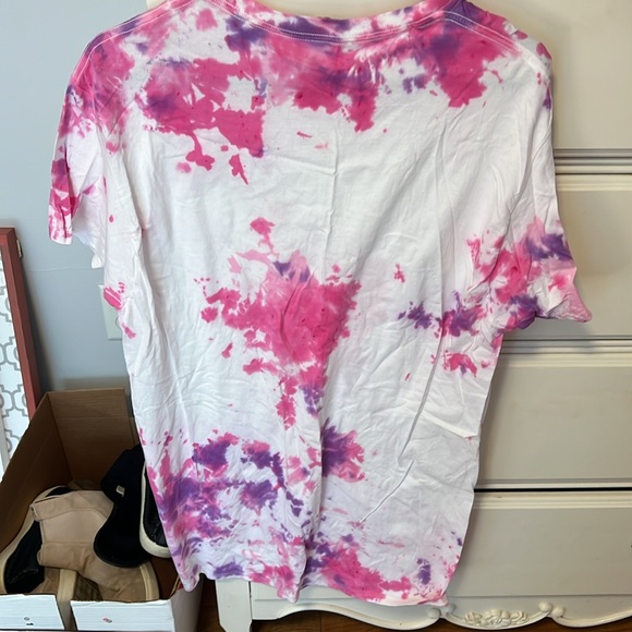 Two shirts! - Picture 5 of 5